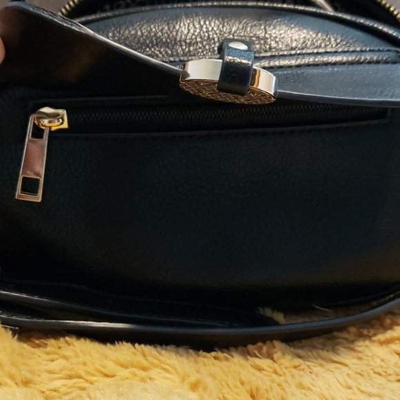 Black bowler purse with handle - Picture 4 of 7